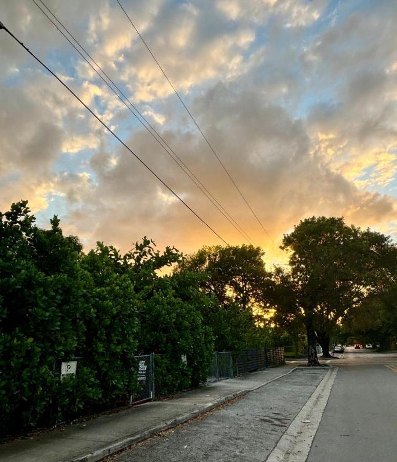 Nice 2 Twin Bedroom - Best Central Location In Miami - Luggage Storage, Parking And Laundry For Free!!!! Ngoại thất bức ảnh